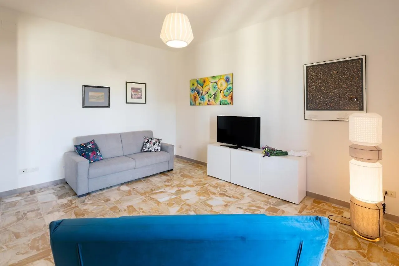Roommo Artisti Florence